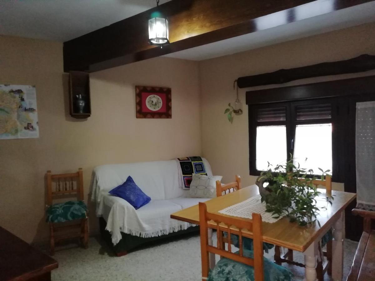 Casa Rural Abuela Maxi Riolobos Екстер'єр фото